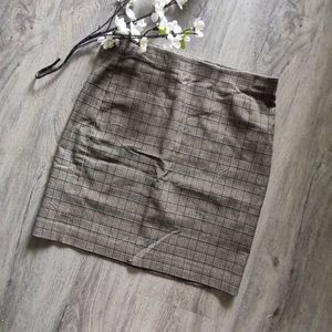 3/$20▪️Dynamite Plaid Skirt